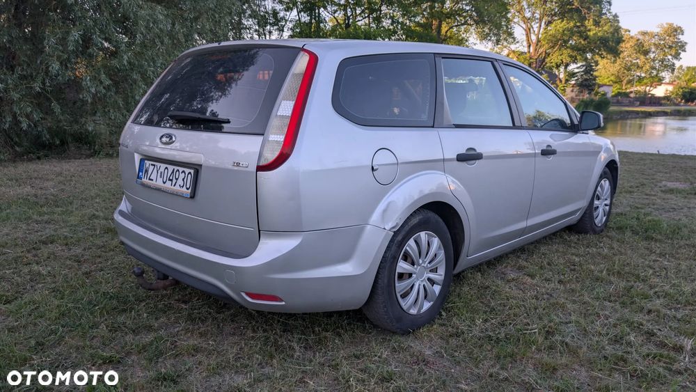 Toyota Yaris 1.4 D-4D Premium - 3