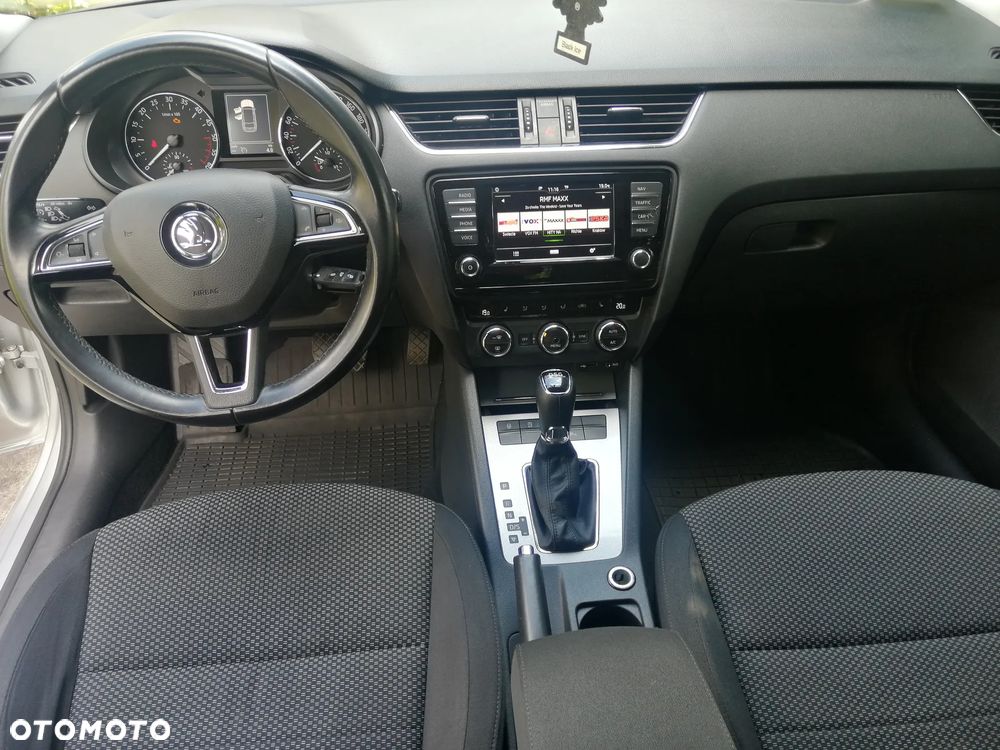 Skoda Octavia 1.6 TDI Style DSG - 27