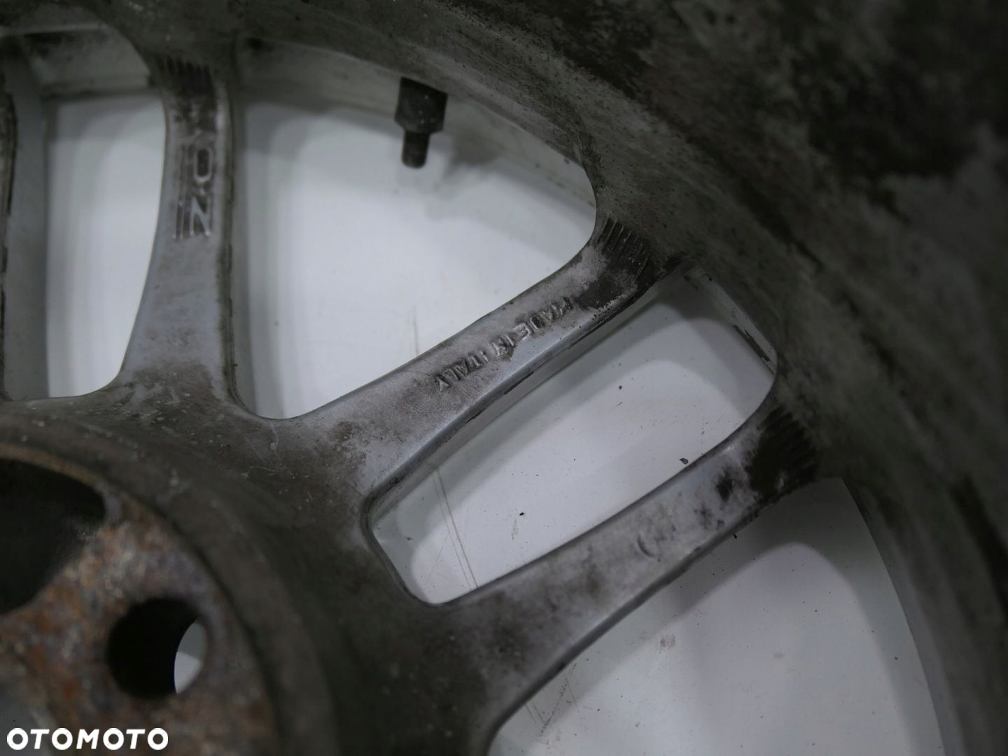 FELGA ALUMINIOWA ALU OZ RACING F1 MERCEDES 8Jx17 5x112 ET35 - 6
