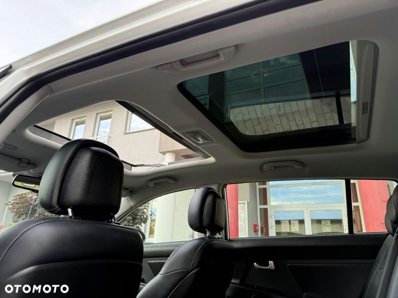 Kia Sportage 1.7 CRDI 2WD ISG Dream-Team Edition - 13