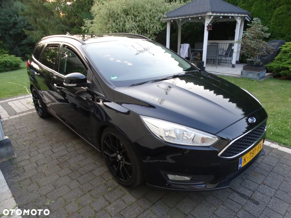 Ford Focus - 24