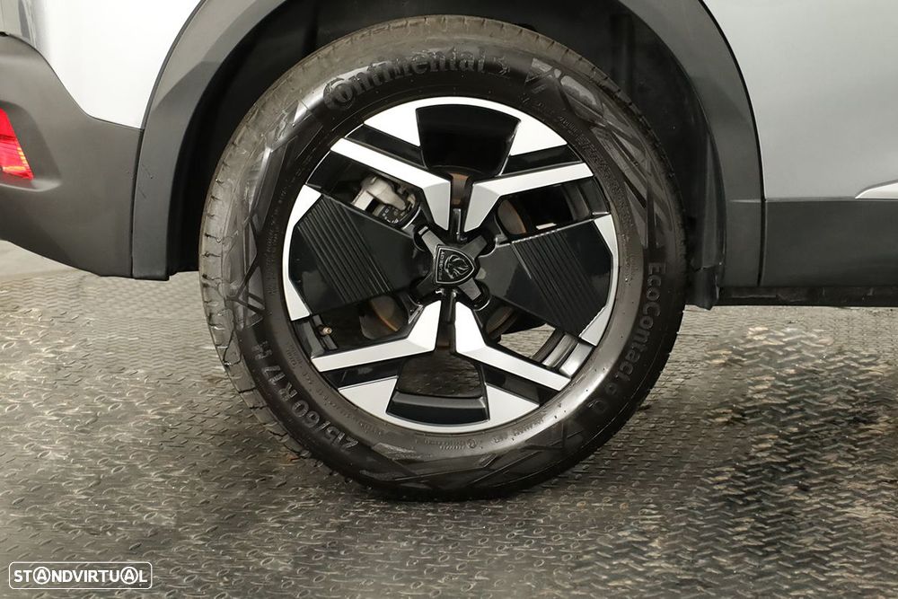 Peugeot 2008 1.2 PureTech Allure EAT8 - 5