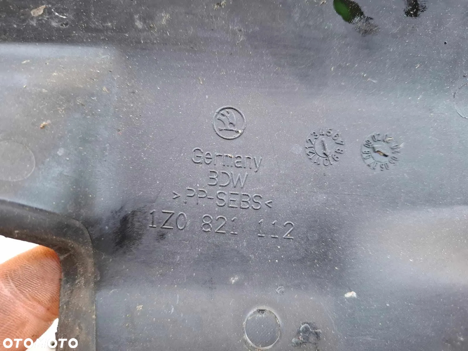 WYGŁUSZENIE OSŁONA BŁOTNIKA PRAWA LEWA SKODA OCTAVIA II 1Z0821112 1Z0821111 - 3