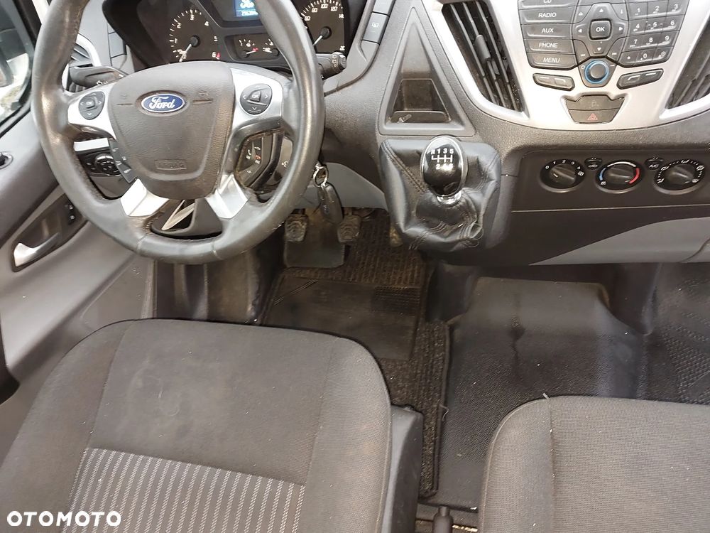 Ford Transit custom - 8