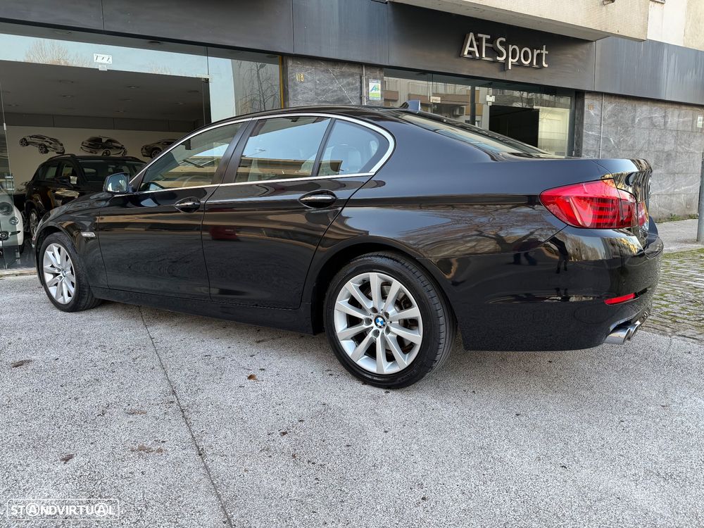 BMW 520 d Line Luxury Auto - 4