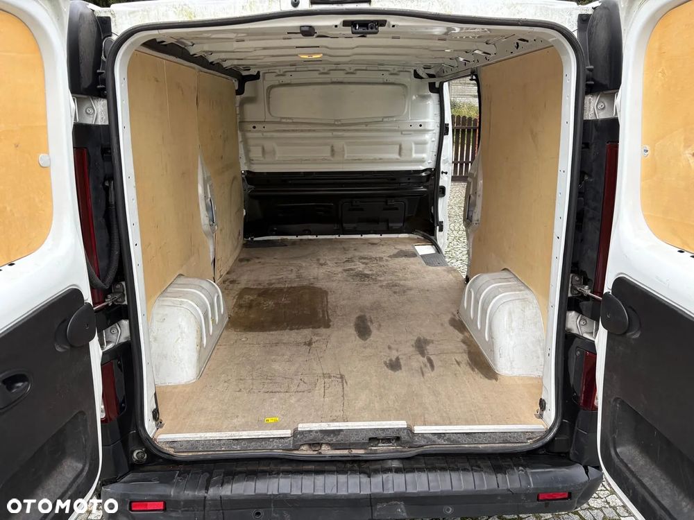 Renault Trafic - 11