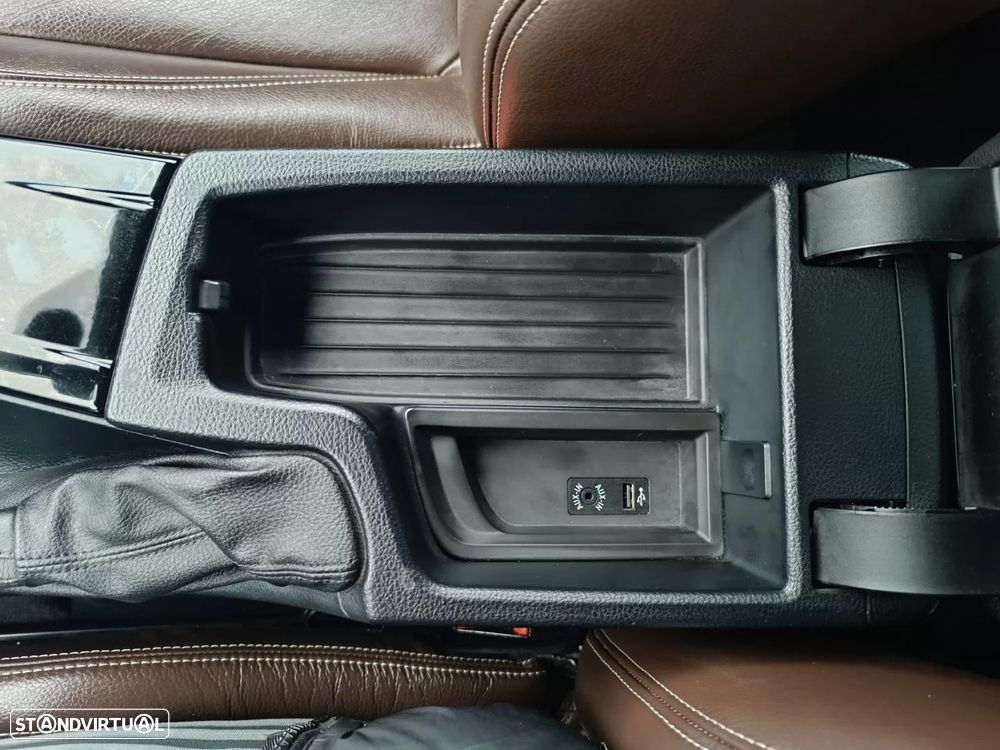 BMW 320 d Touring Aut. M Sport - 30