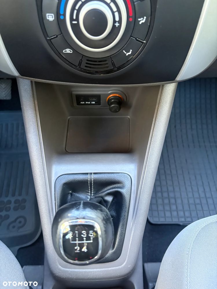 Kia Venga - 20