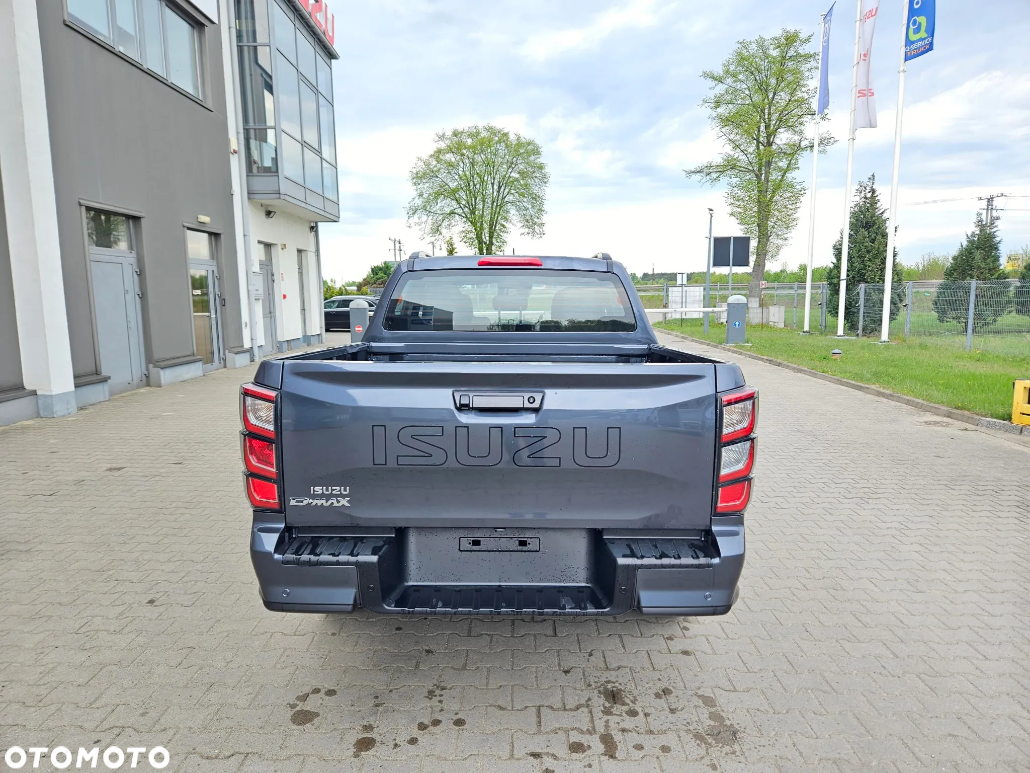 Isuzu D-Max 1.9 DC LSE - 8