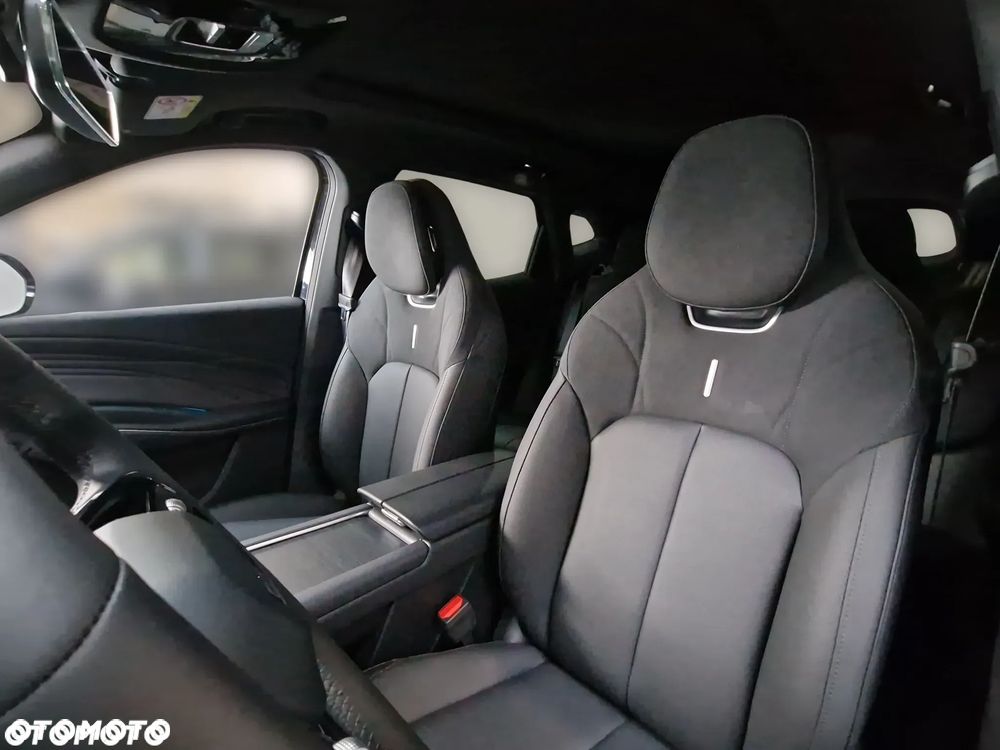Omoda 7 1.5 T-GDi Super Hybrid Luxury - 13