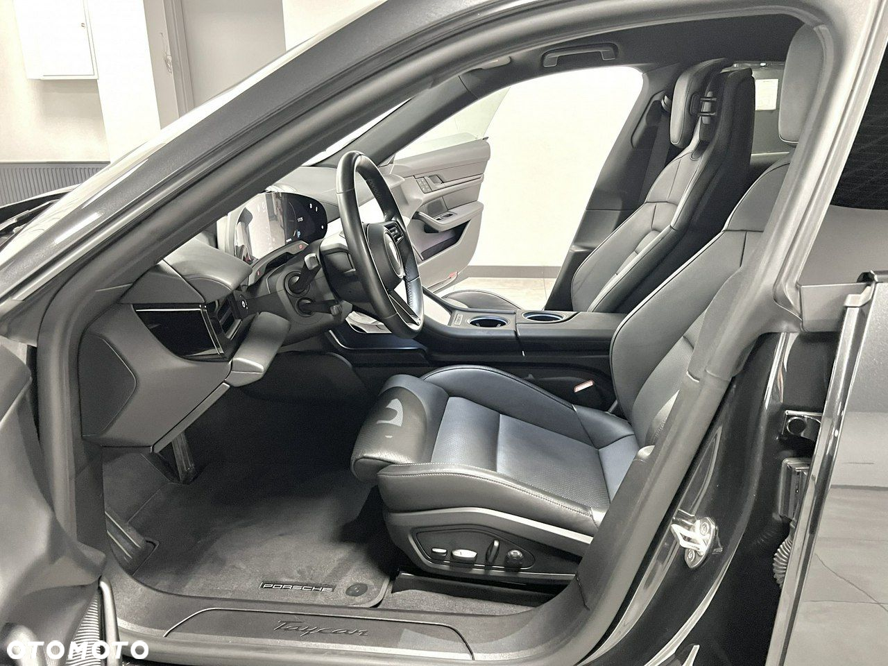 Porsche Taycan Sport Turismo Performance Plus - 39