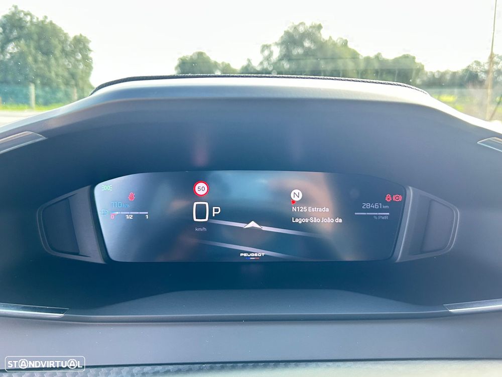 Peugeot 208 1.2 Hybrid Allure e-DCS6 - 39