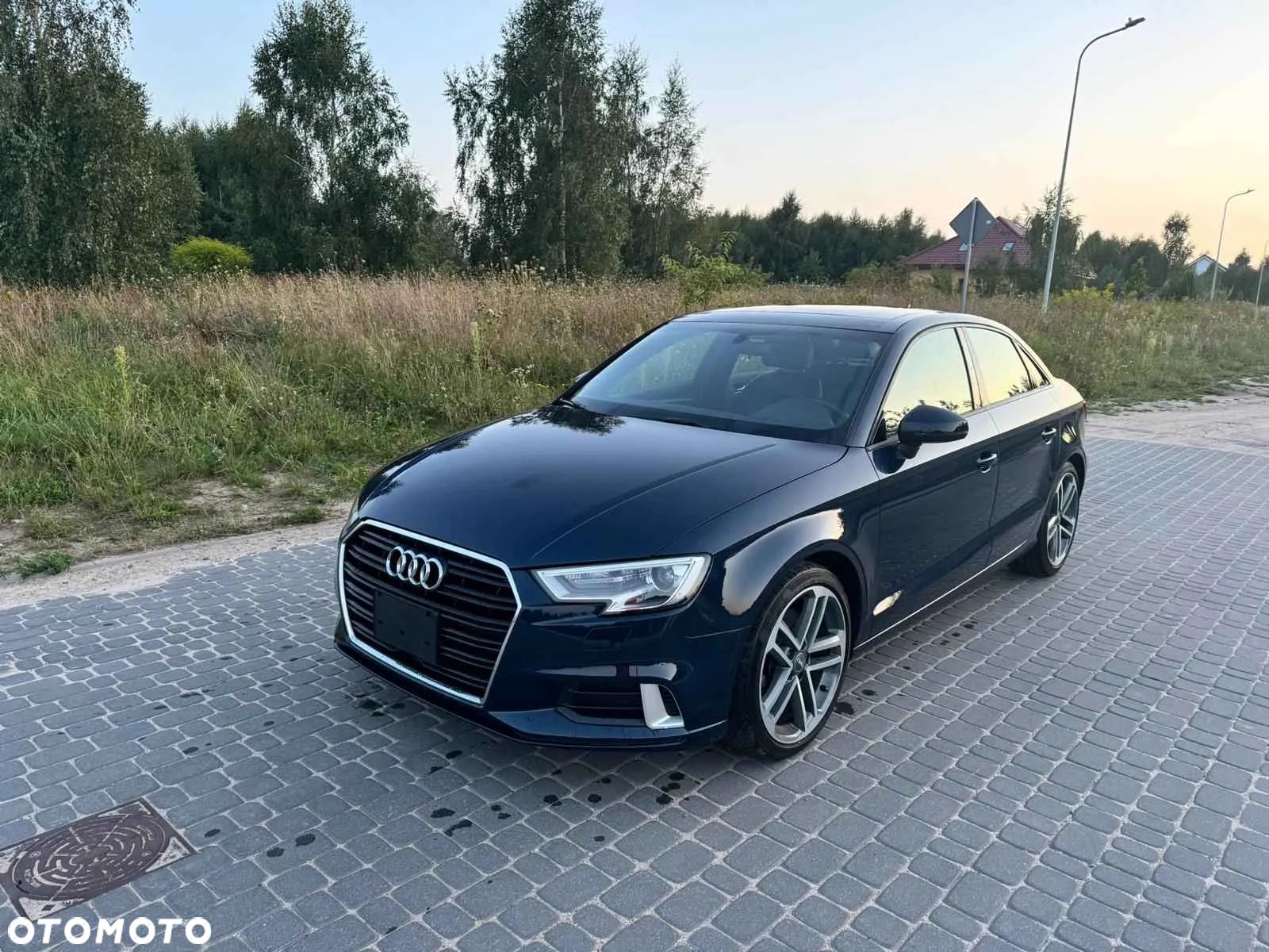 Audi A3 2.0 TFSI Sportback quattro S tronic design - 1