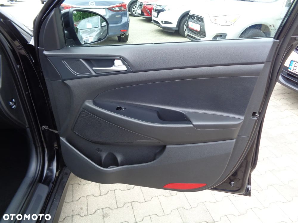 Hyundai Tucson 1.6 GDI BlueDrive Style 2WD - 20