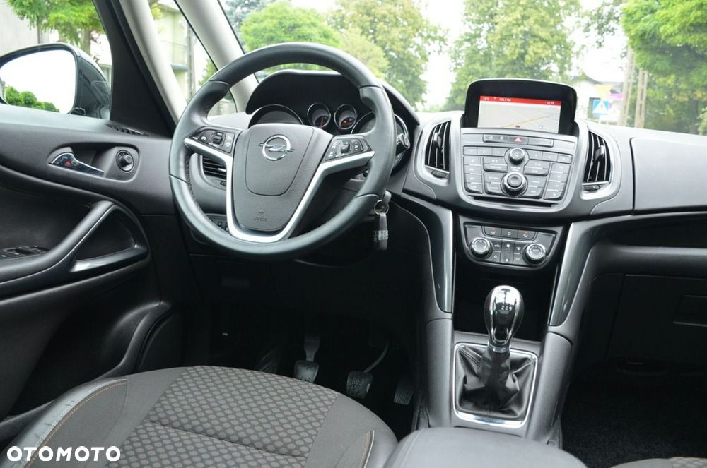 Opel Zafira - 31