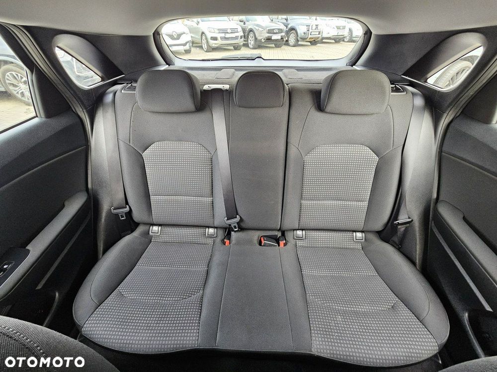 Kia Ceed - 14
