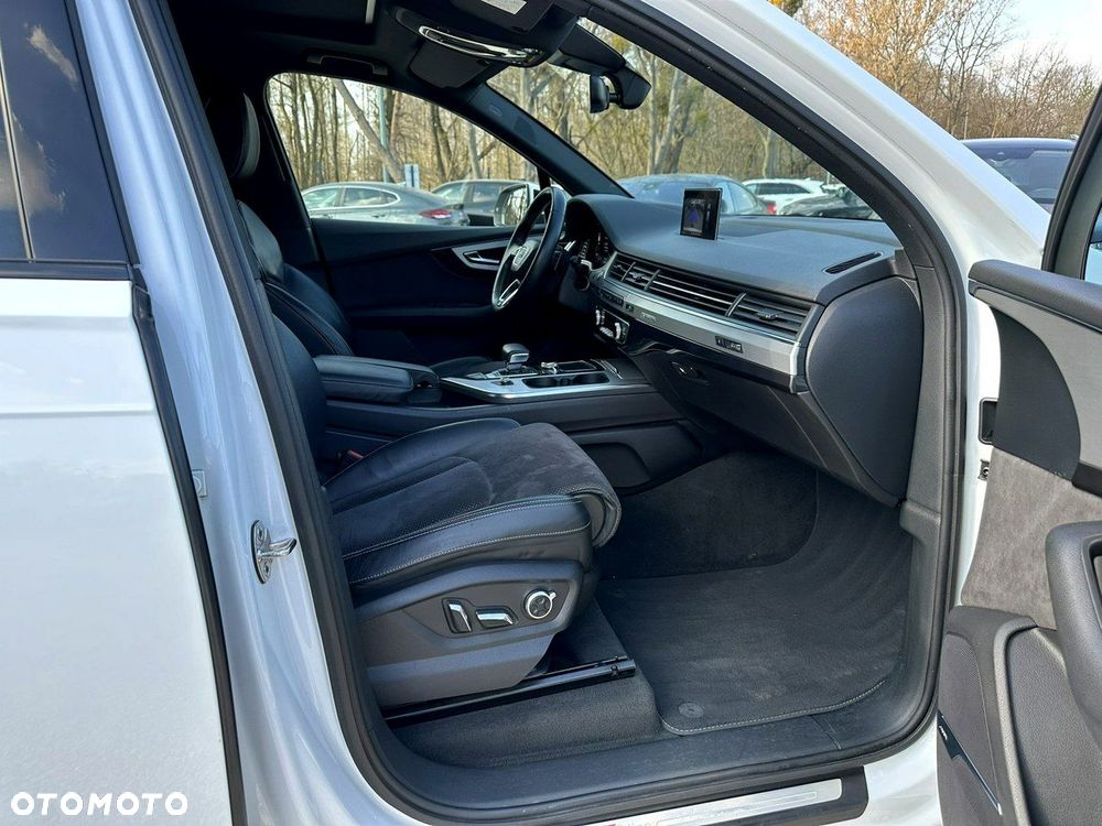 Audi Q7 3.0 TDI Quattro Tiptronic - 22
