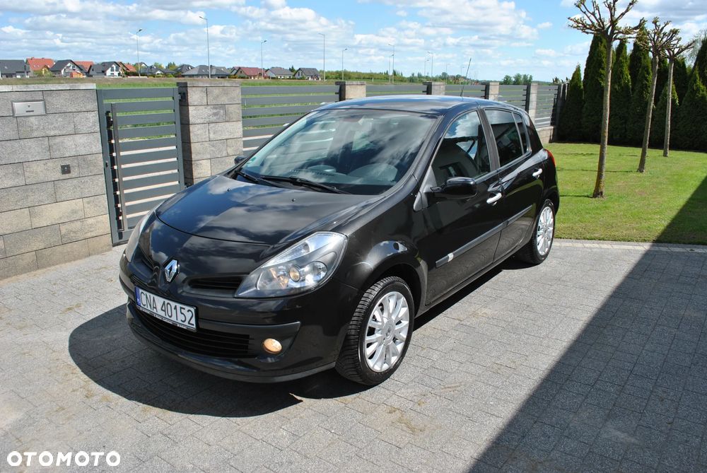 Renault Clio 1.2 16V Exception - 1