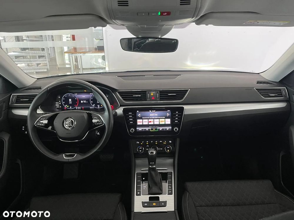 Skoda Superb 1.5 TSI Ambition DSG - 23