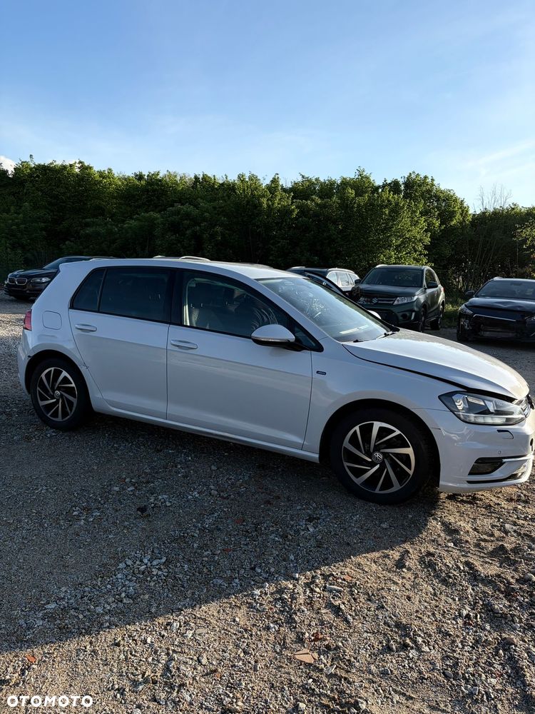 Volkswagen Golf - 3