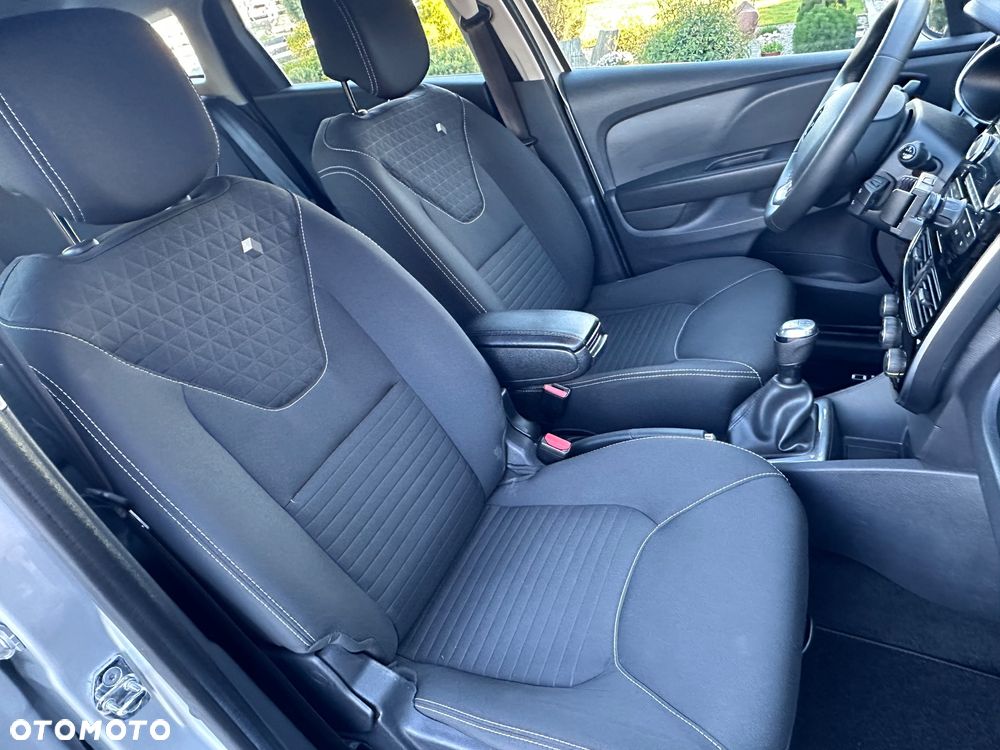 Renault Clio 1.2 16V 75 LIMITED - 14