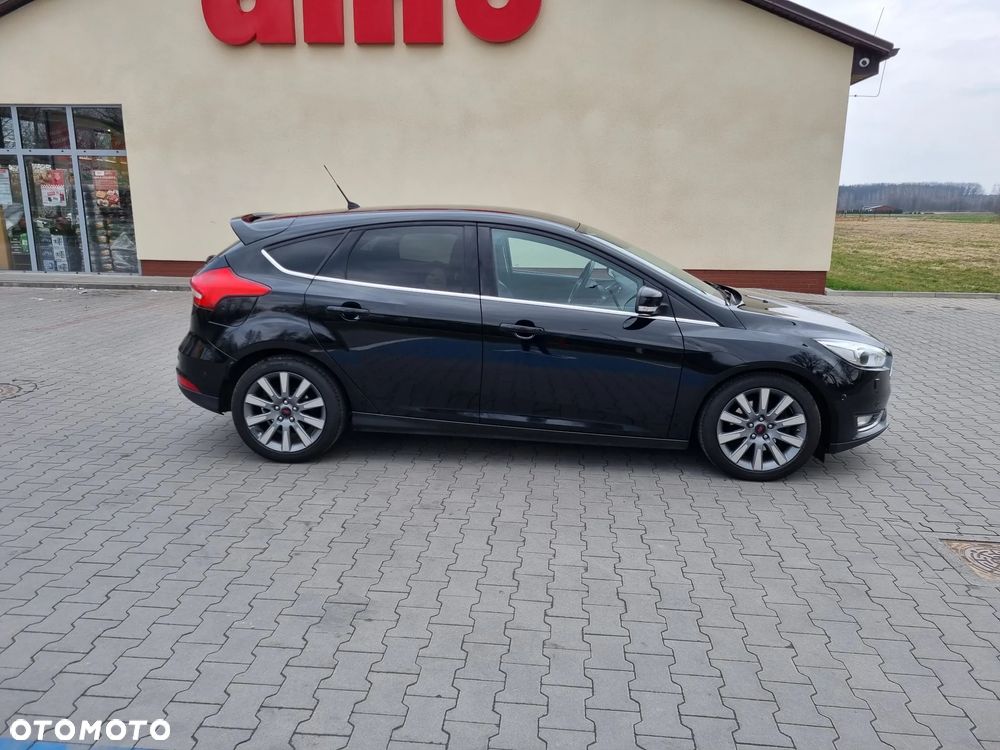 Ford Focus 2.0 TDCi Titanium ASS - 6
