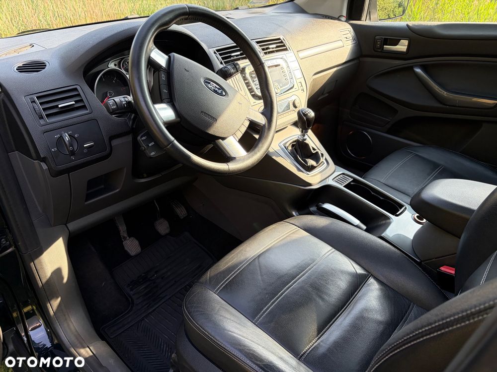 Ford Kuga 2.0 TDCi Titanium FWD - 2