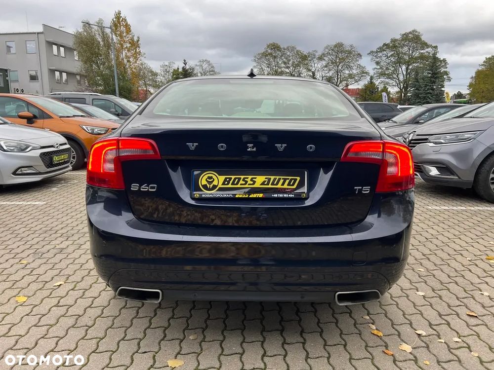 Volvo S60 T5 Drive-E Momentum - 8