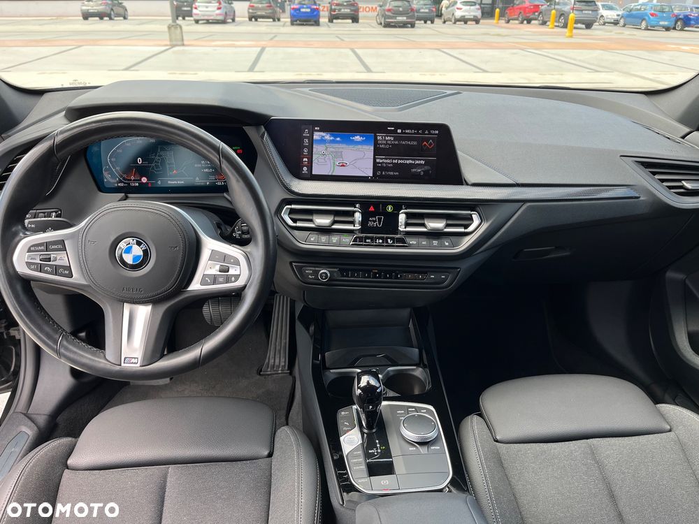 BMW Seria 1 118i Sport Line - 21