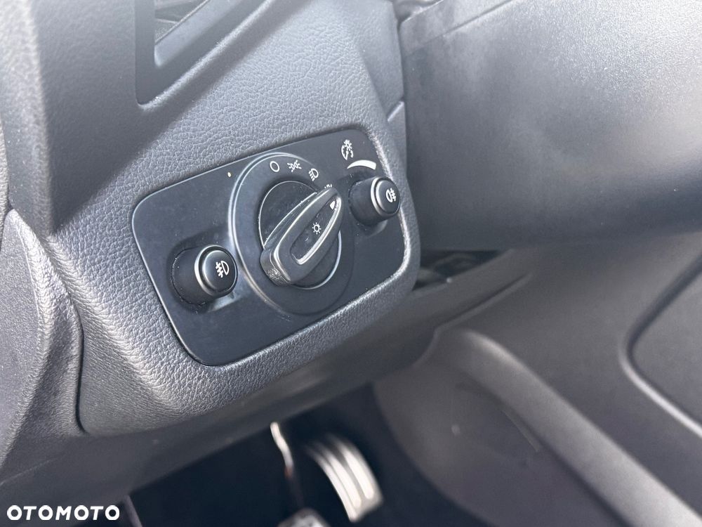 Ford Kuga 2.0 TDCi 2x4 ST-Line - 13