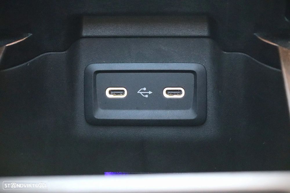 Mercedes-Benz GLC 300 e 4Matic 9G-TRONIC Avantgarde Advanced - 38