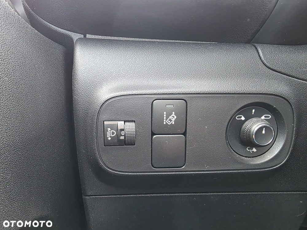 Citroën C3 Pure Tech 110 S&S EAT6 SHINE - 16