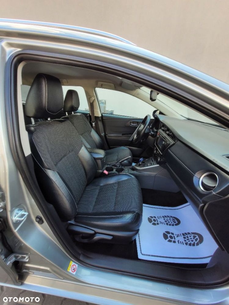 Toyota Auris - 19