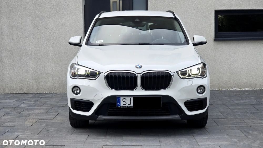 BMW X1 sDrive18i Business Edition - 6