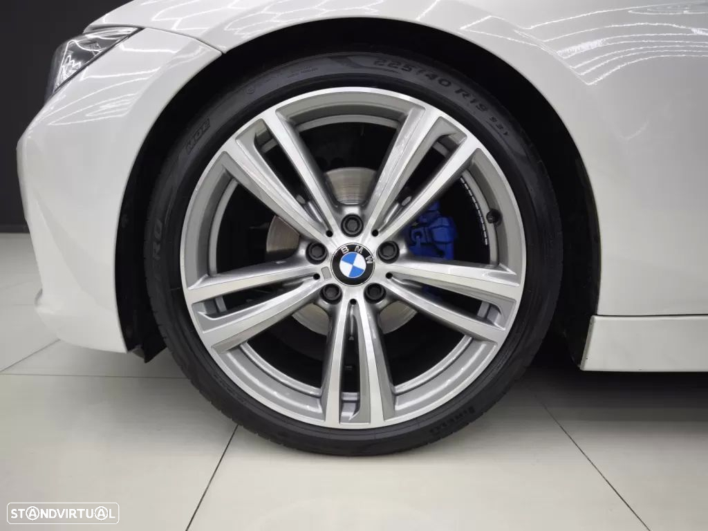 BMW 320 d Aut. Modern Line - 19