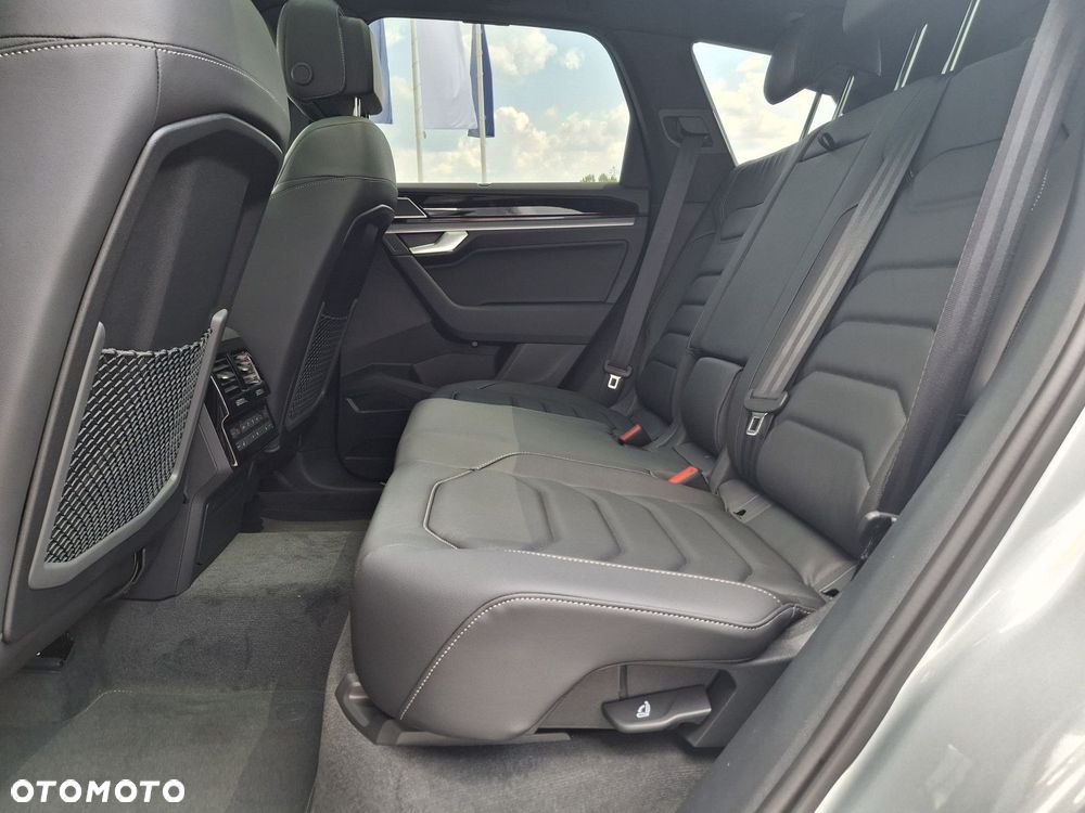 Volkswagen Touareg 3.0 V6 TDI 4Motion R-Line - 26