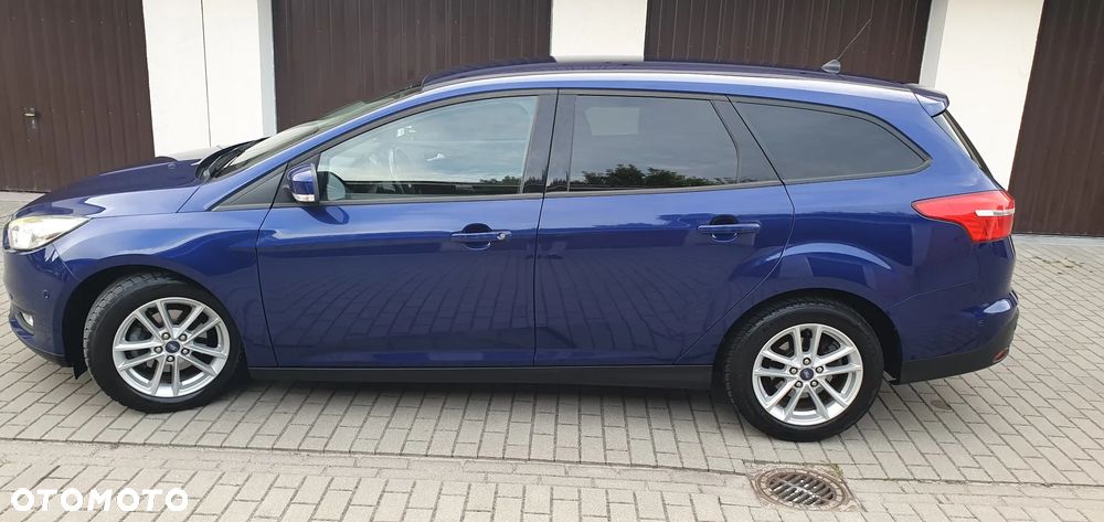 Ford Focus 1.0 EcoBoost Titanium - 21
