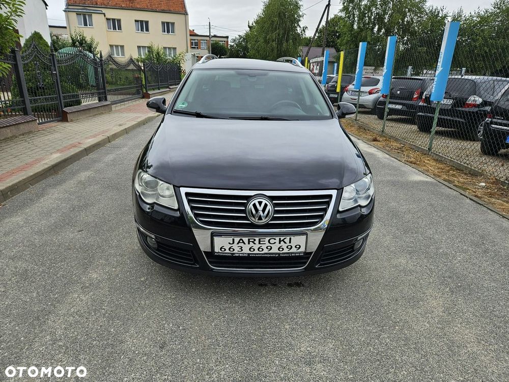 Volkswagen Passat - 2