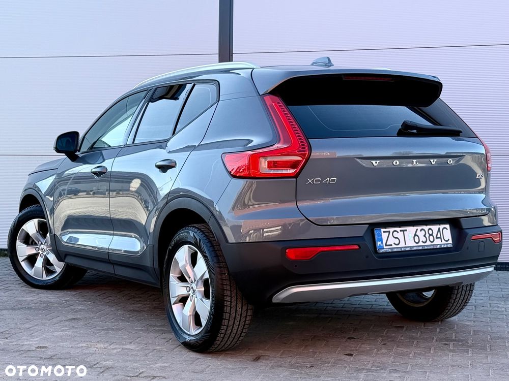 Volvo XC 40 D3 Momentum Pro - 22