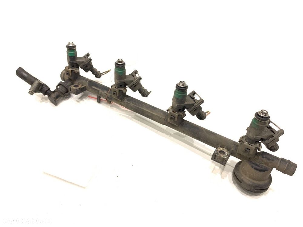 LISTWA WTRYSKOWA  RENAULT SCÉNIC II (JM0/1_) 2003 - 2010 2.0 (JM05, JM0U, JM1N, JM1U, JM2V) 99 kW - 2