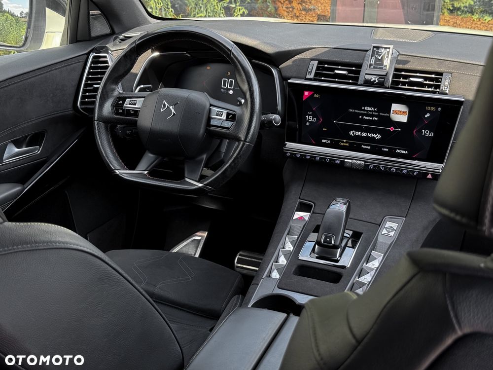DS Automobiles DS 7 Crossback 1.6 PureTech Performance Line + - 33