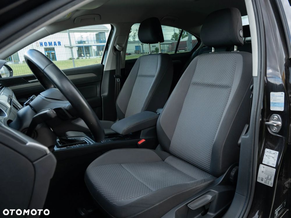 Volkswagen Passat 1.5 TSI EVO Business DSG - 16