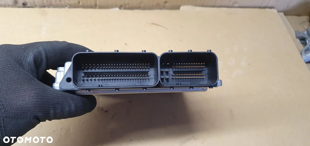 Komputer sterownik silnika BMW 3 E91 3.0D 7809941 - 2