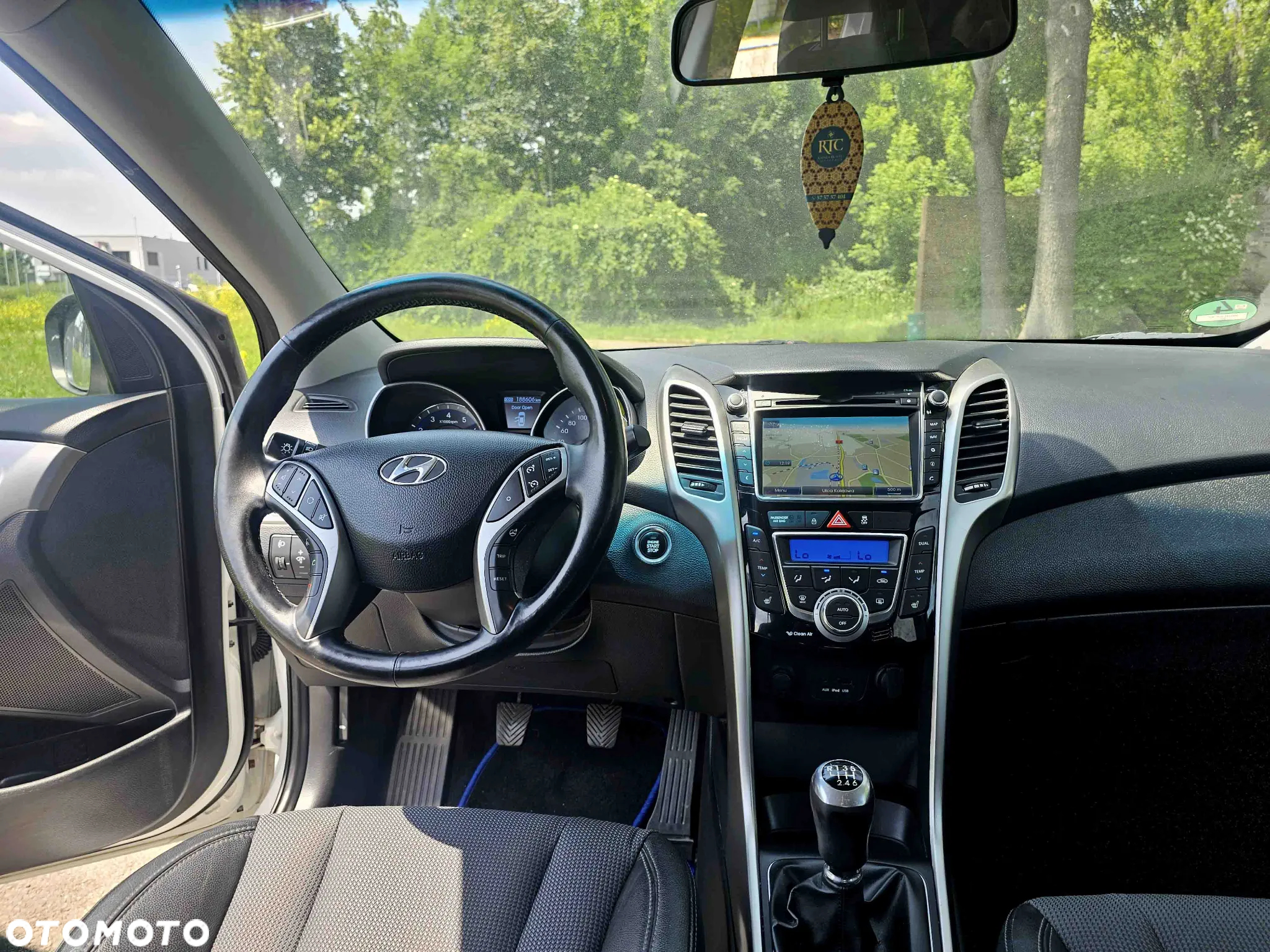 Hyundai i30 1.6 GDI Premium - 16