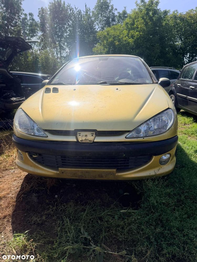 części ZDERZAK PRZÓD KAW Peugeot 206 hatchback 3 drzwi 2003r. 1.4 benzyna 55kw - 1
