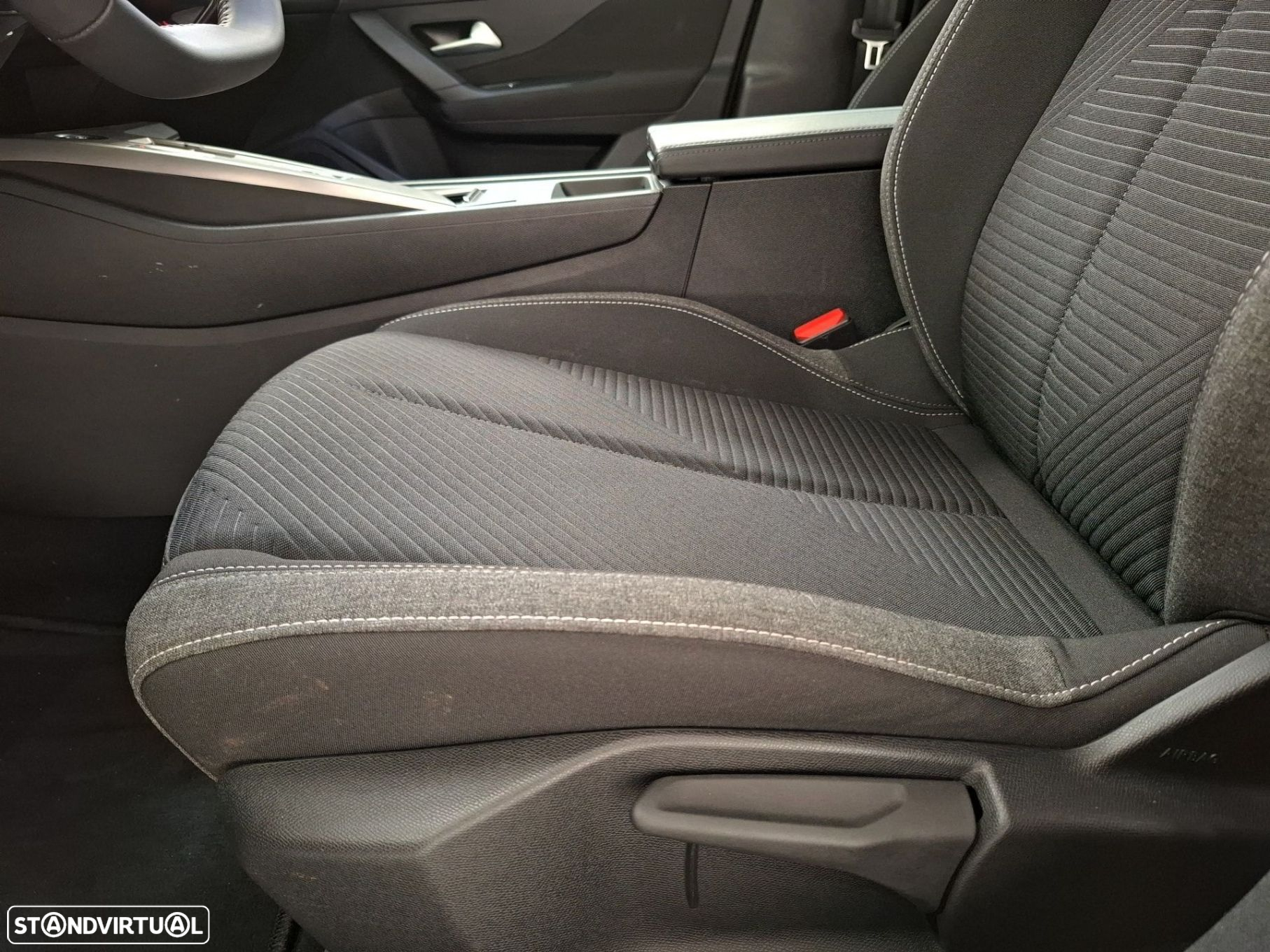 Peugeot 308 1.6 Hybrid Active Pack e-EAT8 - 23
