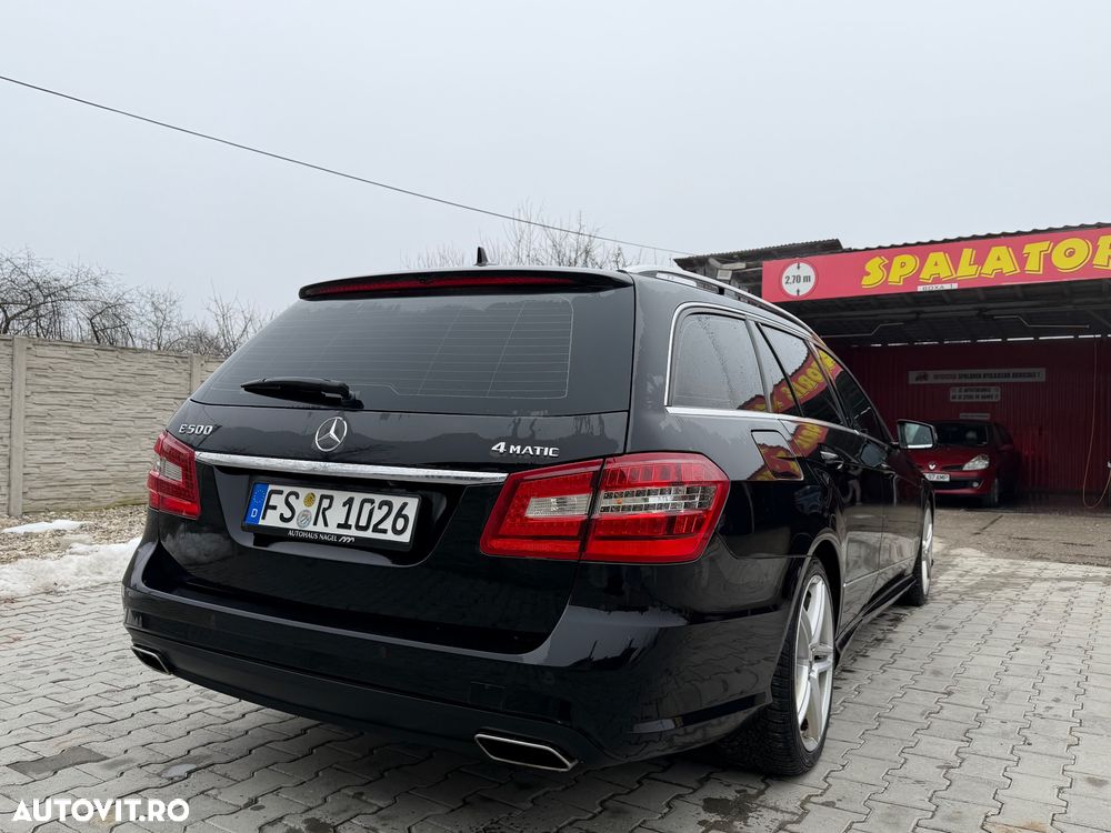 Mercedes-Benz E 500 4Matic BlueEFFICIENCY 7G-TRONIC Avantgarde - 3