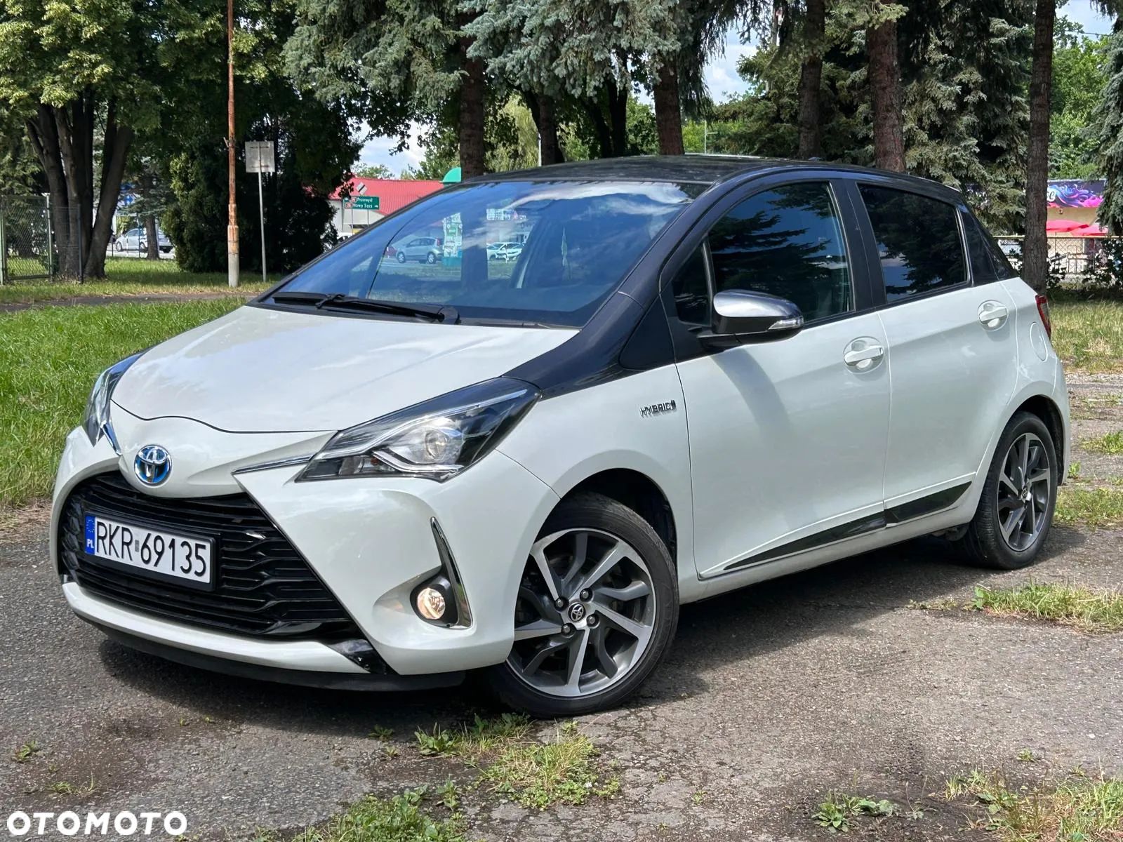 Toyota Yaris Hybrid 1.5 VVT-i Y20 Club - 1