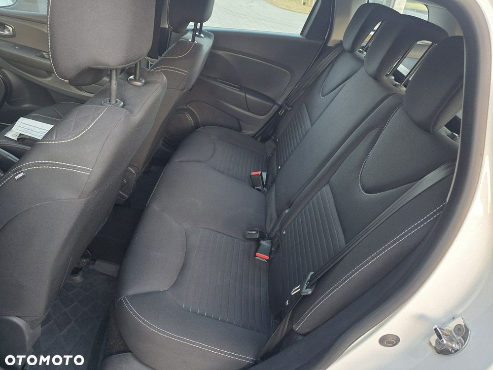 Renault Clio 1.2 16V 75 LIMITED - 18