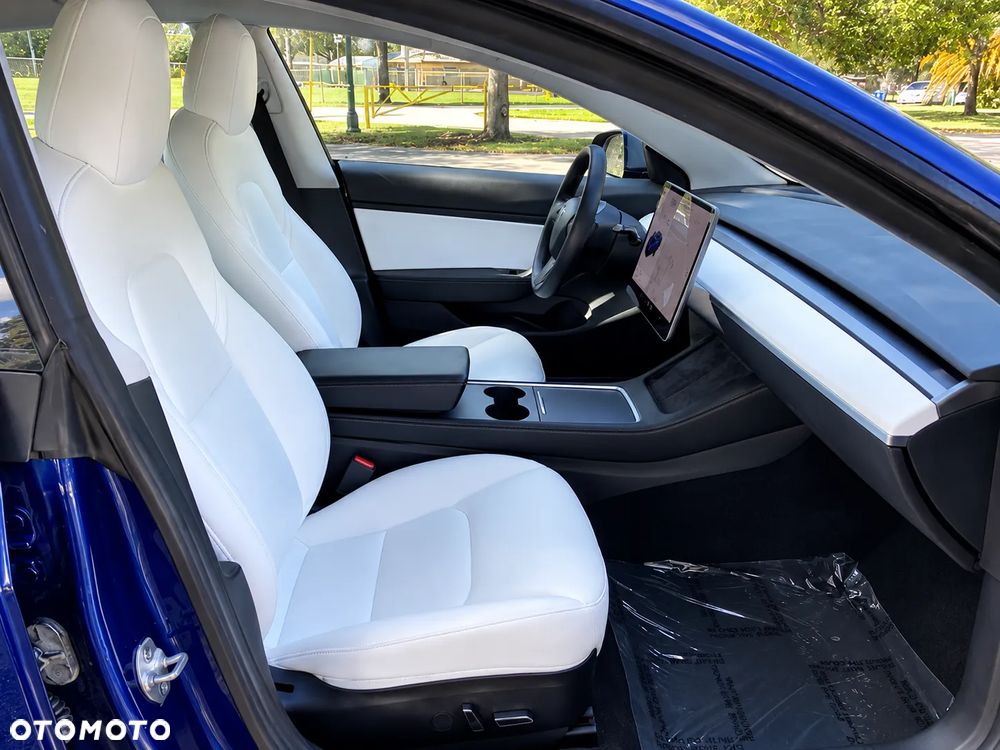 Tesla Model 3 Langstreckenbatterie Allradantrieb Dual Motor Performance - 15